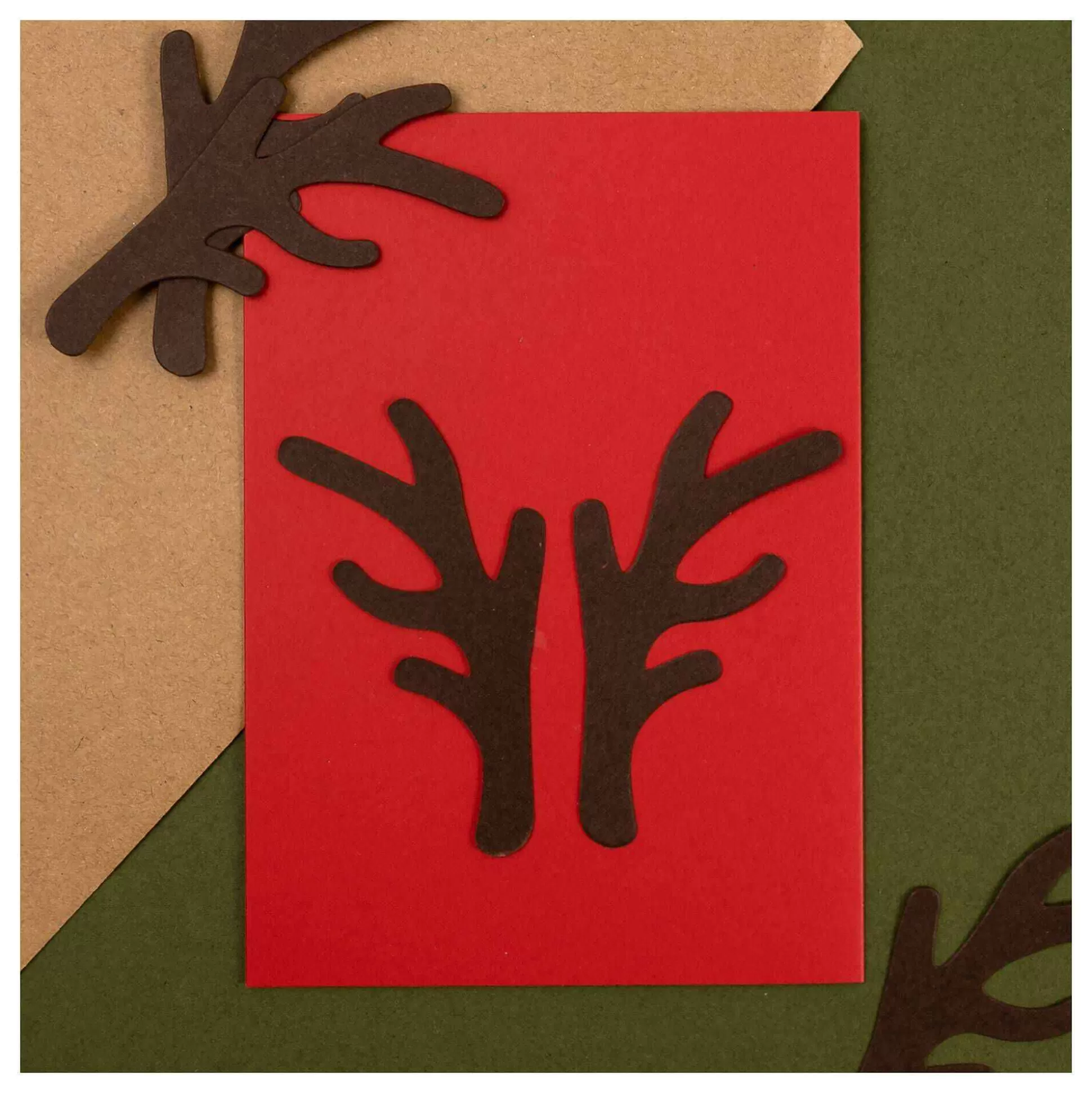 brown_felt_reindeer_antlers_5_pack_2.webp Brown Felt Reindeer Antlers 5 Pack-Hobbycraft Shop