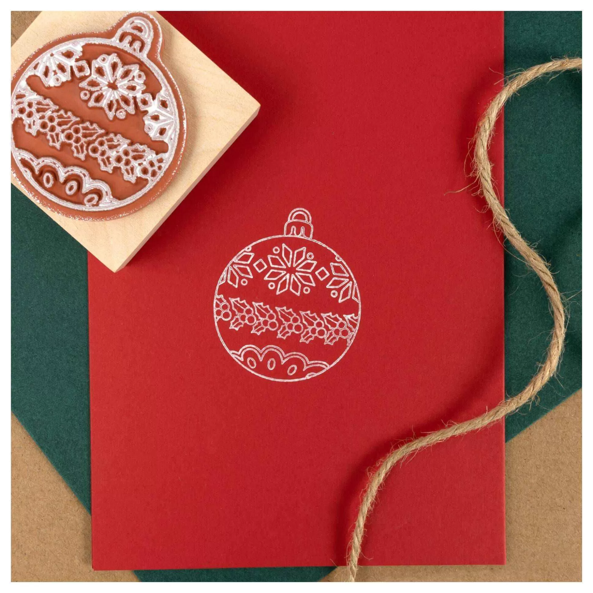 christmas_bauble_wooden_stamp_5cm_x_5cm_2.webp Christmas Bauble Wooden Stamp 5Cm X 5Cm-Hobbycraft Fashion
