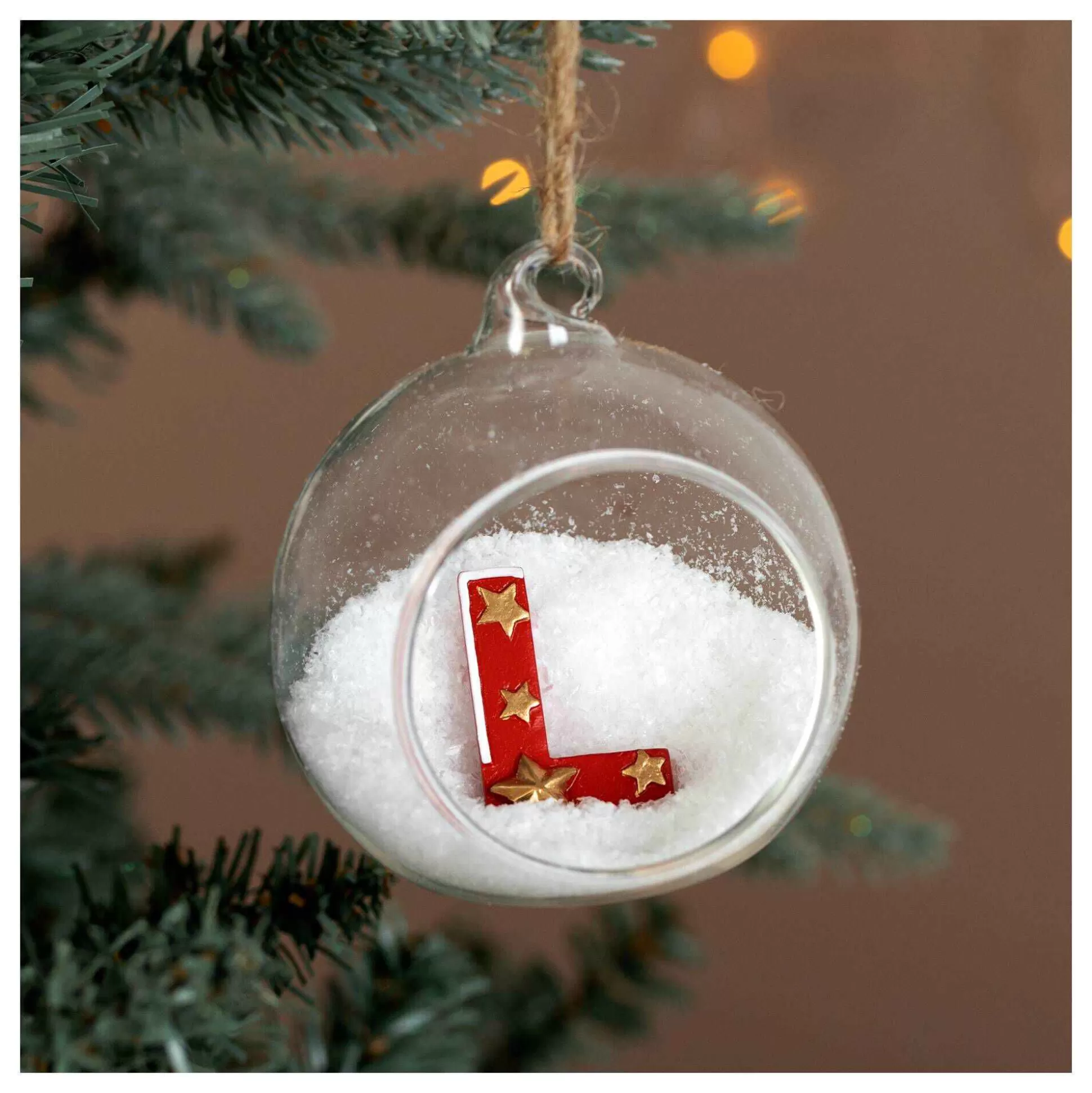 christmas_resin_letter_l_decoration_4cm_2.webp Christmas Resin Letter L Decoration 4Cm-Hobbycraft Hot