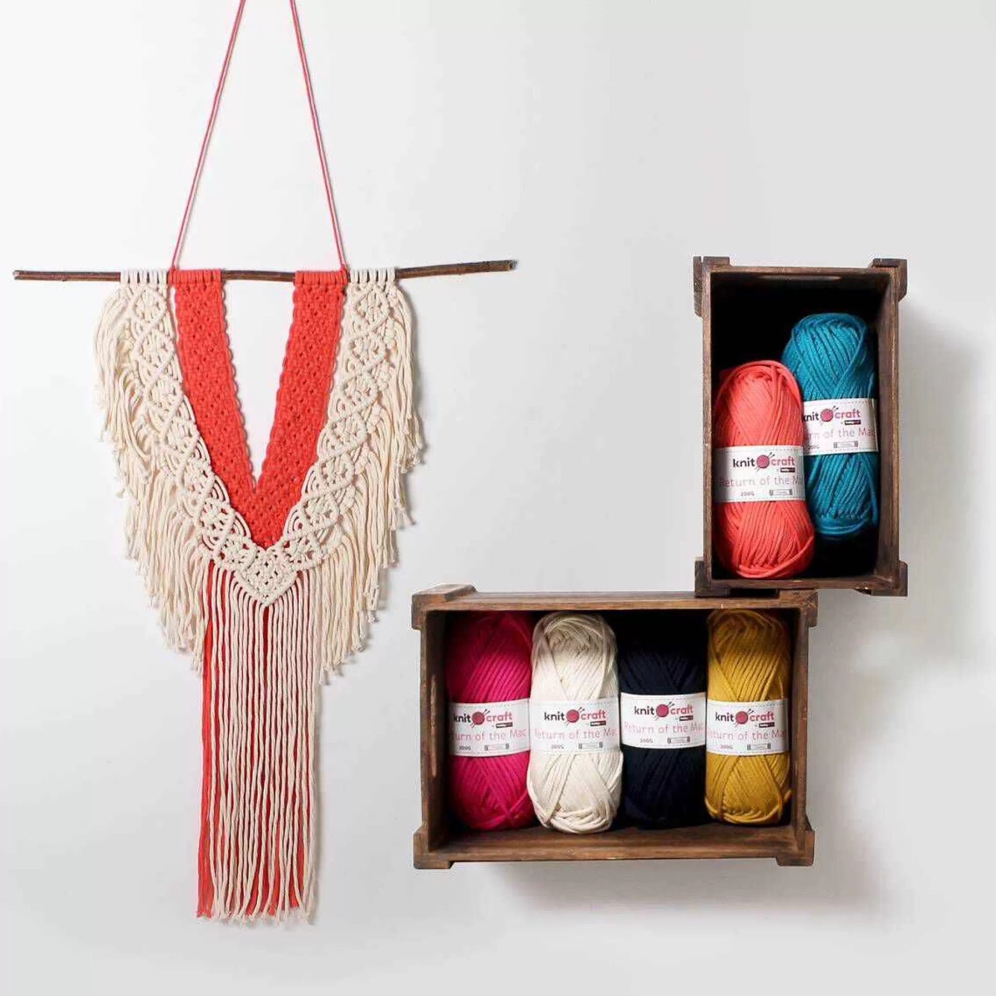 Knitcraft Ecru Return Of The Mac Yarn 200G-Hobbycraft Best