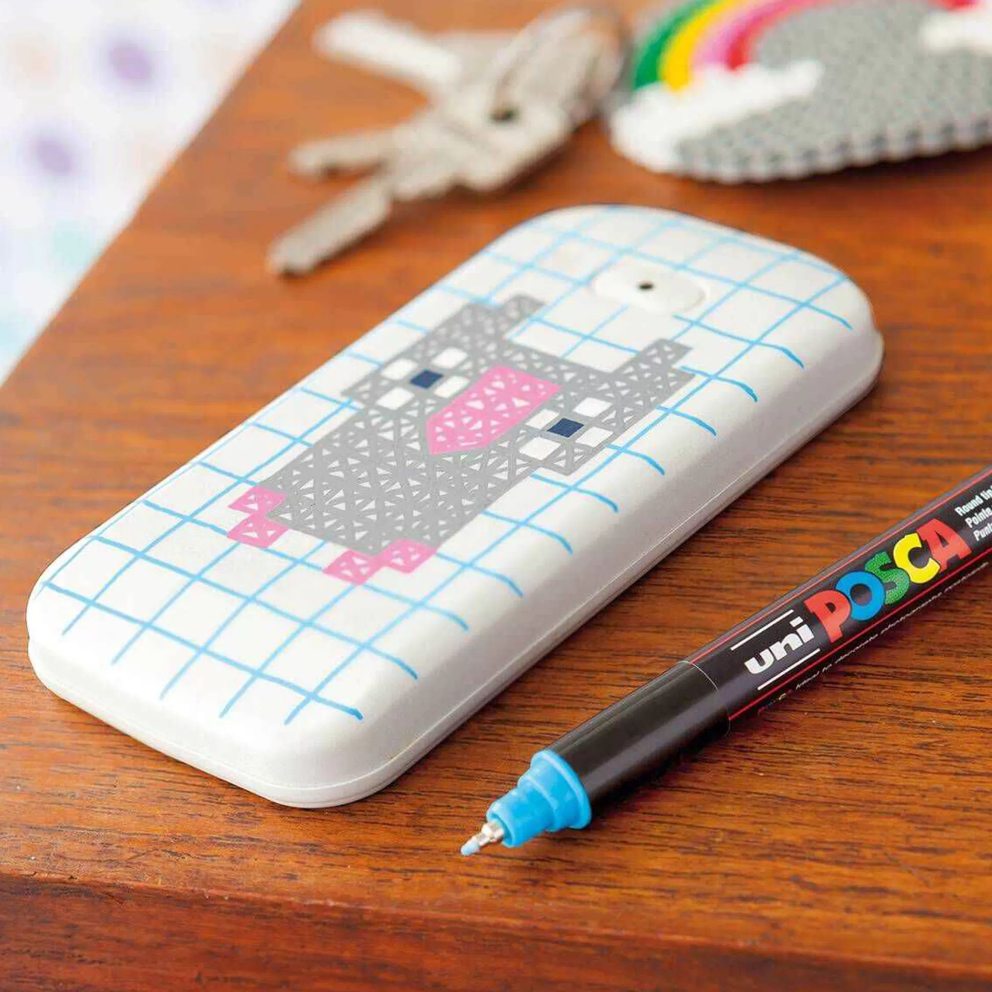 uniball_posca_pc3m_marker_pens_starter_set_8_pack_5.webp Uni-Ball Posca Pc-3M Marker Pens Starter Set 8 Pack-Hobbycraft Flash Sale