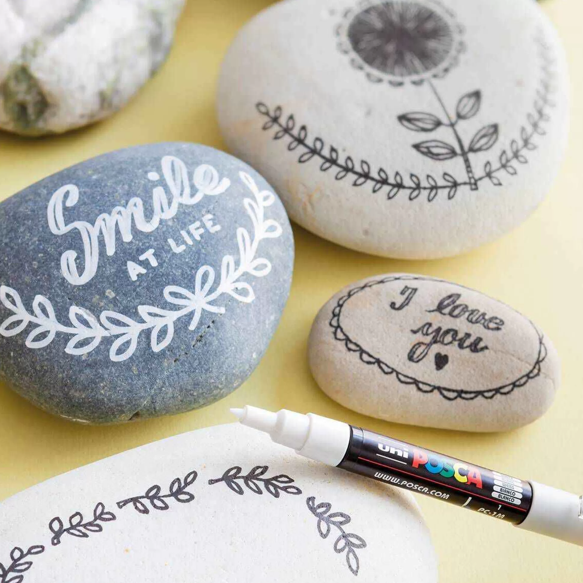 uniball_posca_pc3m_marker_pens_starter_set_8_pack_6.webp Uni-Ball Posca Pc-3M Marker Pens Starter Set 8 Pack-Hobbycraft Flash Sale