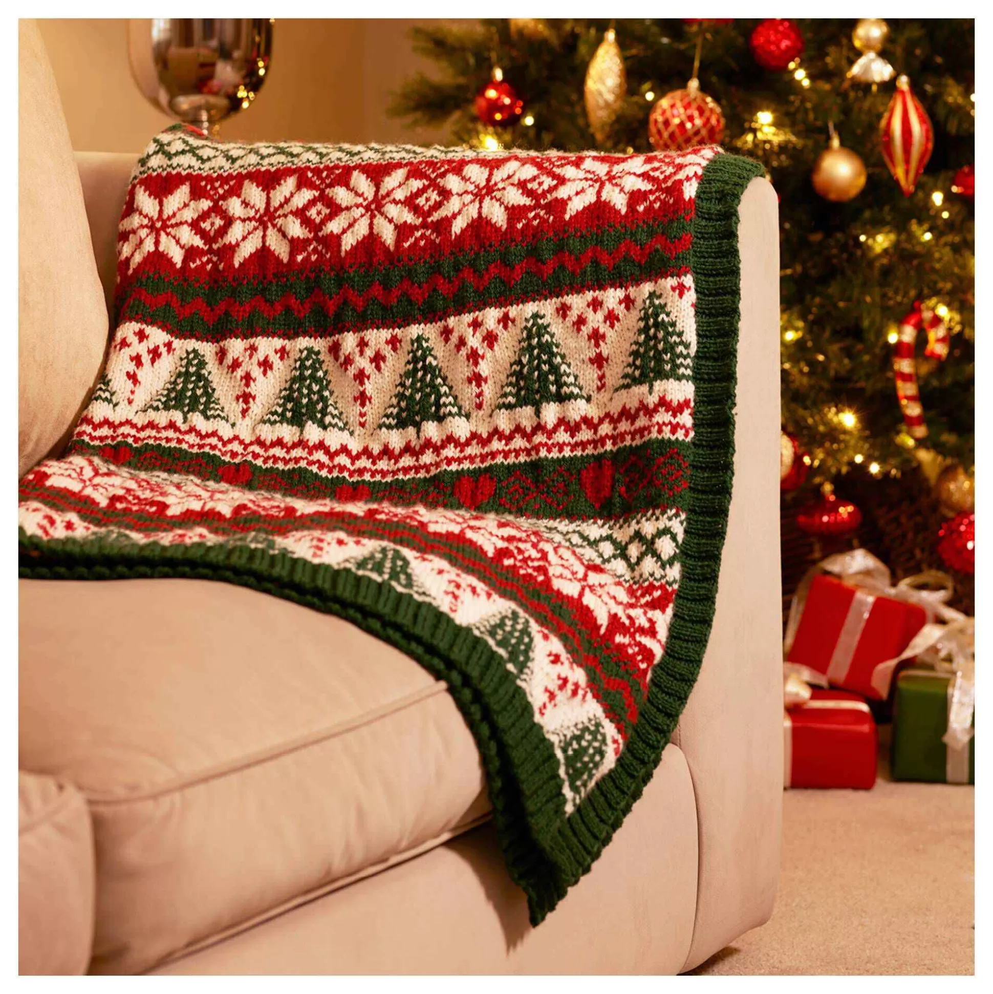 west_yorkshire_spinners_woodside_fair_isle_festive_blanket_kit_6.webp West Yorkshire Spinners Woodside Fair Isle Festive Blanket Kit-Hobbycraft Cheap